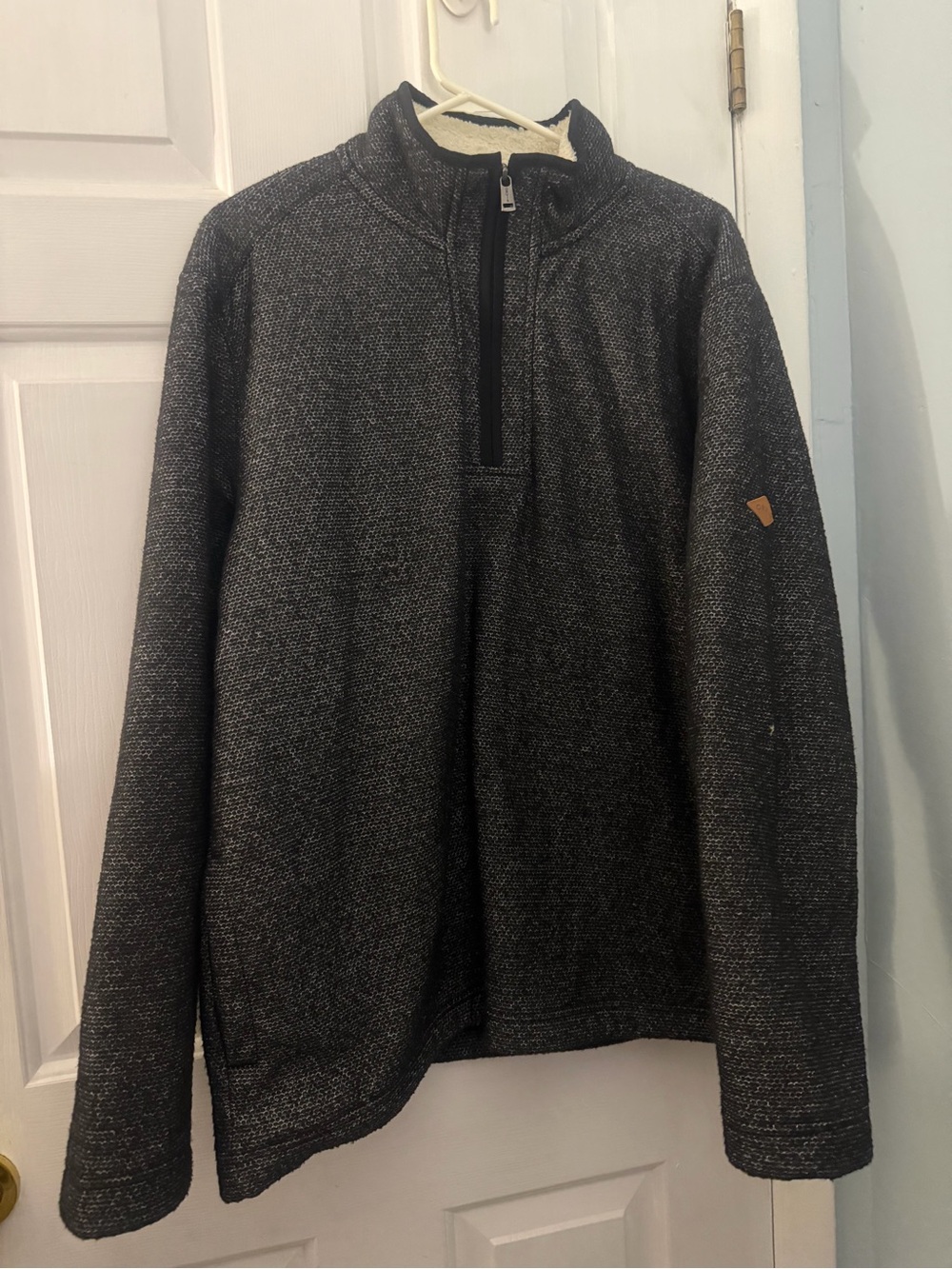 Orvis Classic Collection Men’s XL Black Sherpa Lined Quarter Zip Pullover